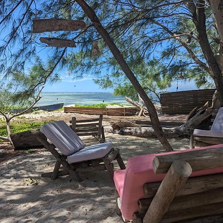 Ocean Lodge Kite & Windsurf Antsiranana Екстериор снимка