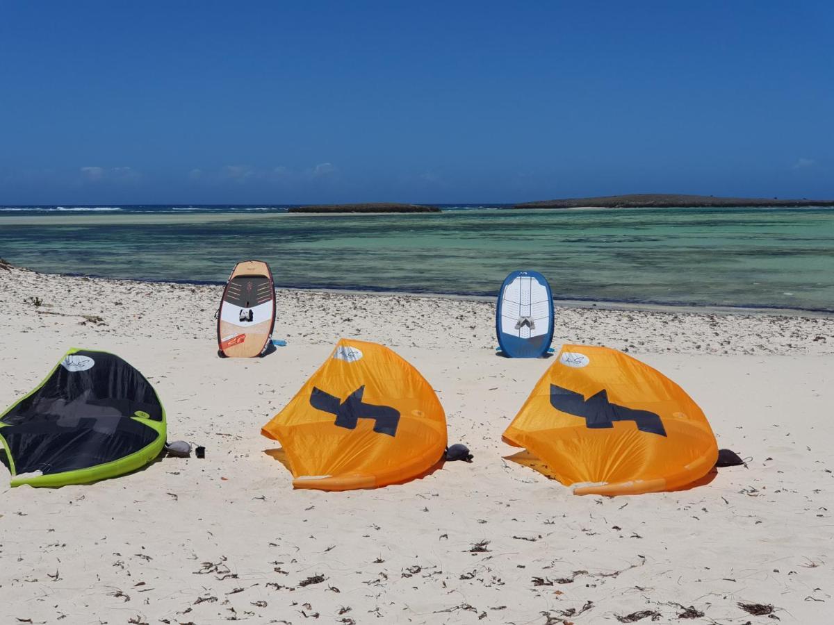 Ocean Lodge Kite & Windsurf Antsiranana Екстериор снимка