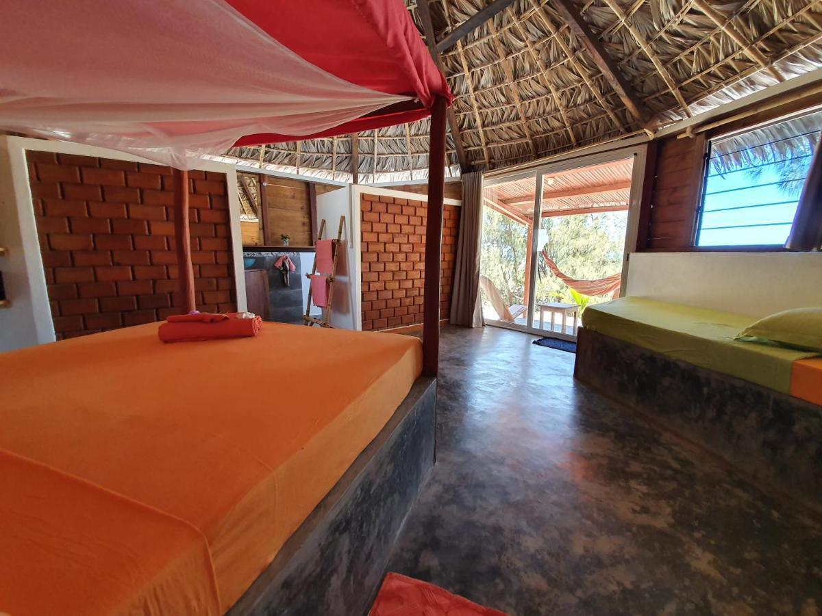 Ocean Lodge Kite & Windsurf Antsiranana Екстериор снимка