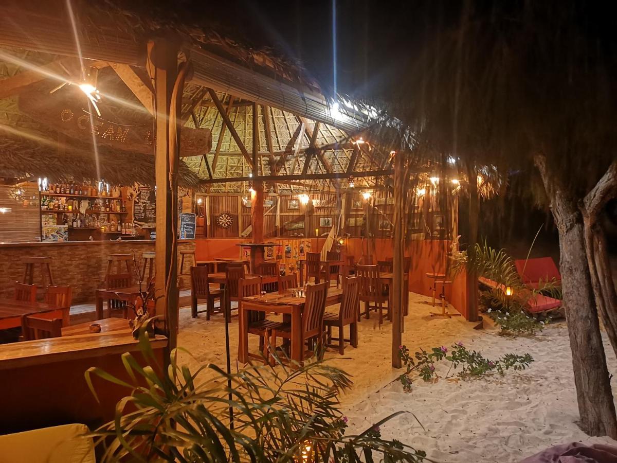 Ocean Lodge Kite & Windsurf Antsiranana Екстериор снимка