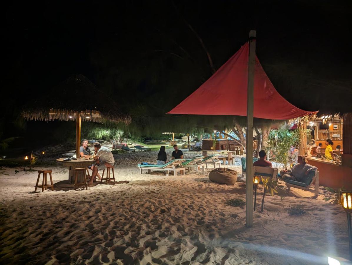 Ocean Lodge Kite & Windsurf Antsiranana Екстериор снимка