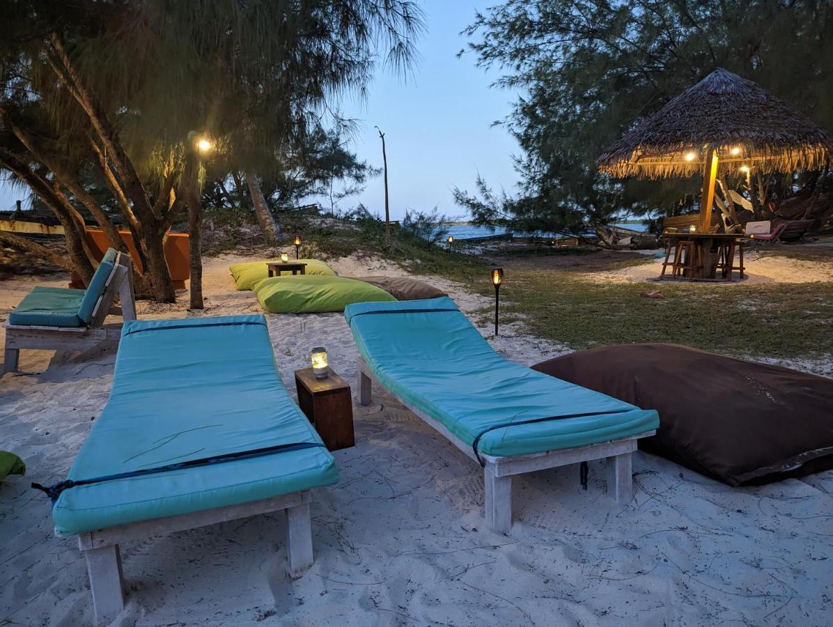 Ocean Lodge Kite & Windsurf Antsiranana Екстериор снимка