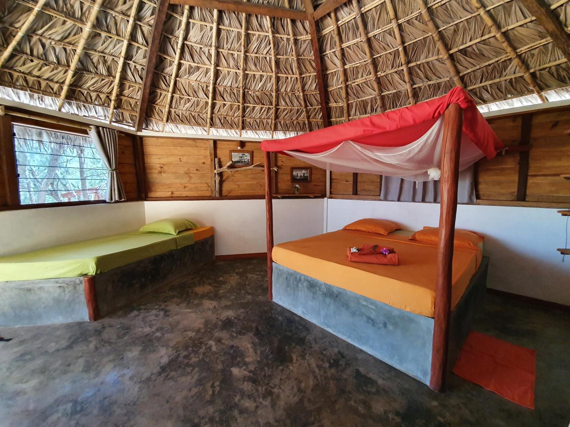 Ocean Lodge Kite & Windsurf Antsiranana Екстериор снимка