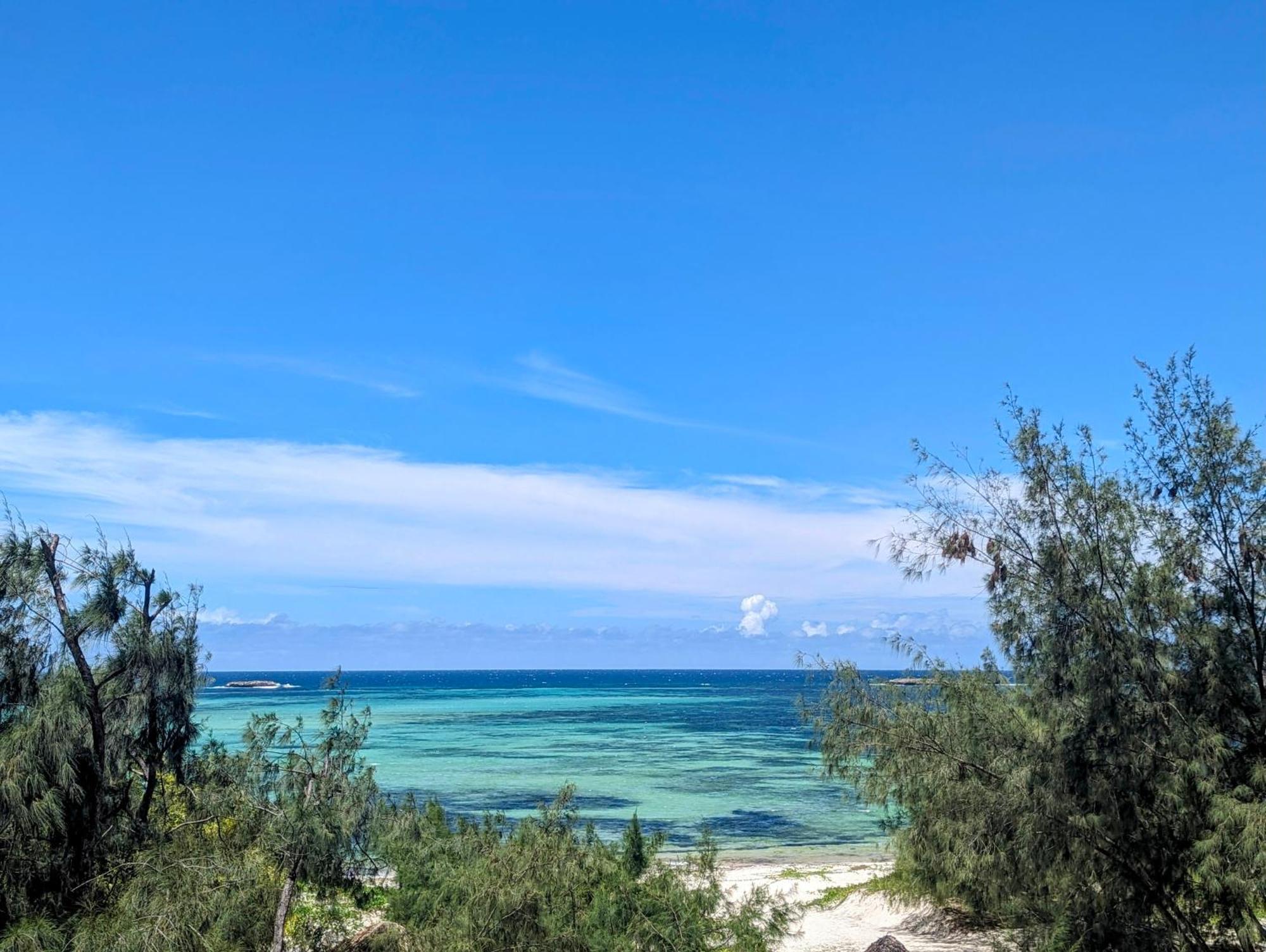 Ocean Lodge Kite & Windsurf Antsiranana Екстериор снимка