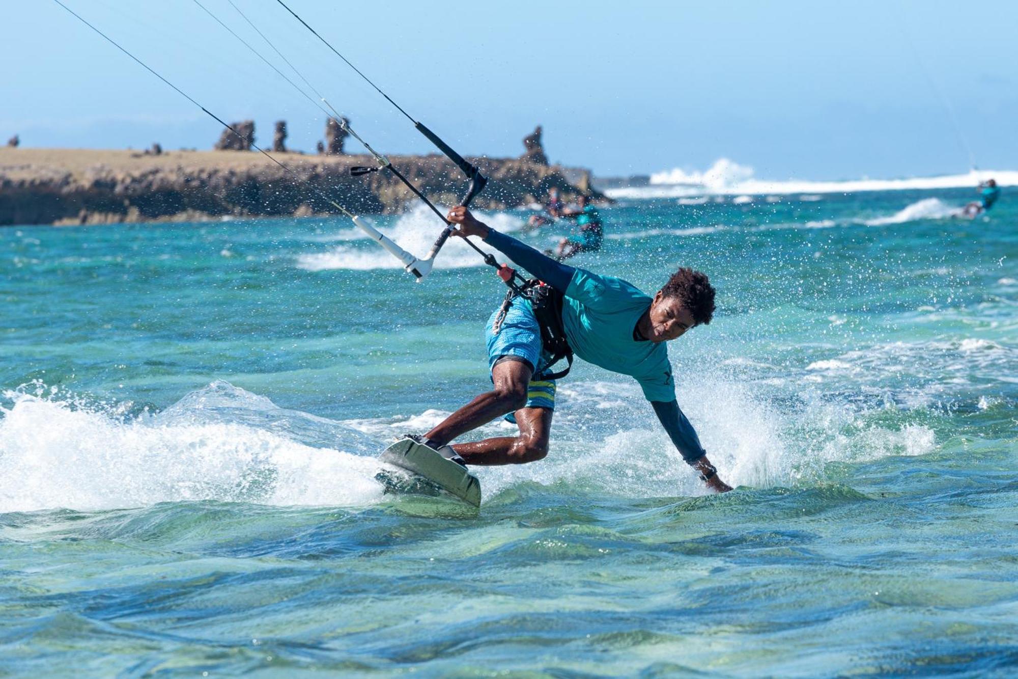 Ocean Lodge Kite & Windsurf Antsiranana Екстериор снимка