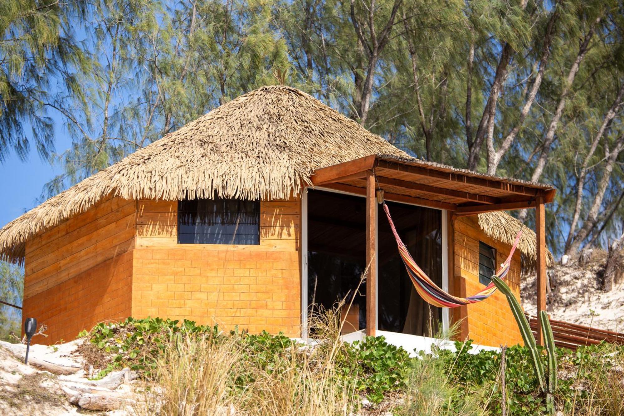 Ocean Lodge Kite & Windsurf Antsiranana Екстериор снимка